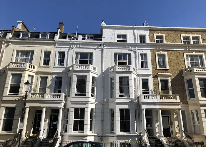 Saint James Backpackers Londen